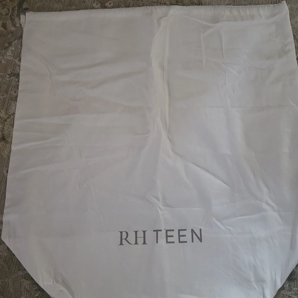 New Restoration hardware RH TEEN white laundry linen storage drawstring bag …
